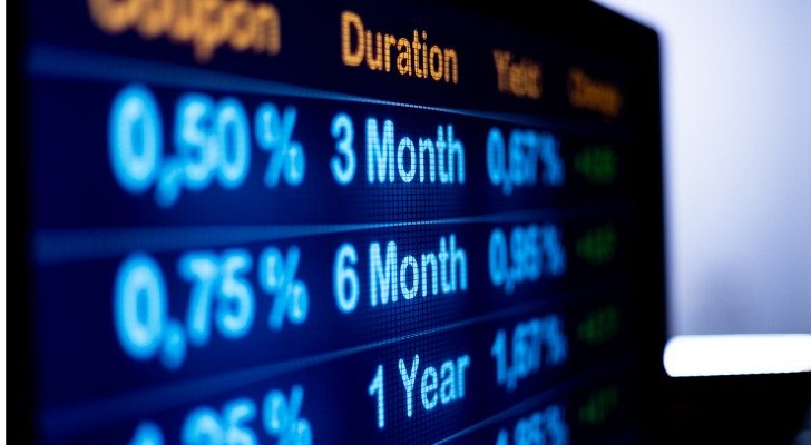 Est-il possible d’investir dans un FNB et différer le paiement des taxes ?
